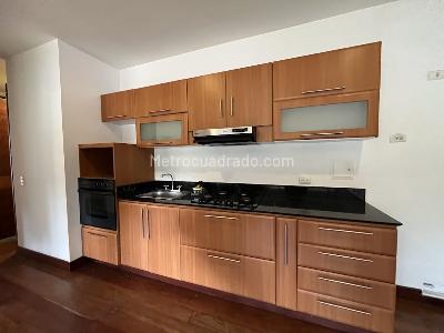 Apartamento de 1 alcoba en arriendo en Santa Bibiana, Bogotá, 61 m² · foto 7 de 17