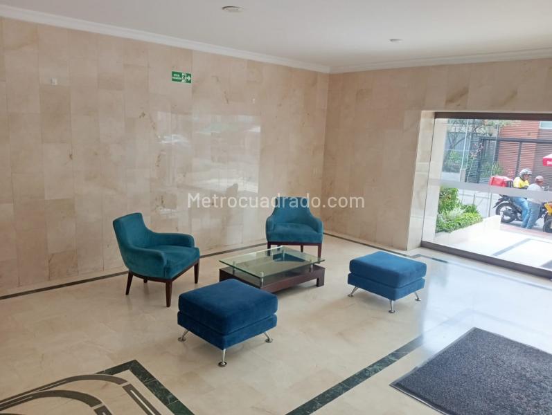 Oficina en Arriendo, El Lago, Bogotá D.C. - Más