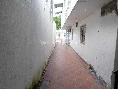 Casa de 5 alcobas en venta en Manzanares, Santa Marta, 225 m² · foto 12 de 17