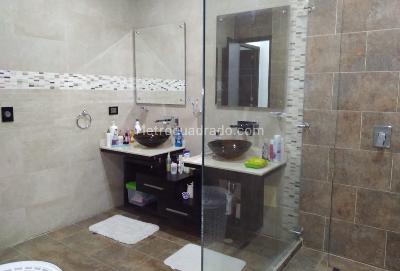 Casa en venta en La Castellana, Montería · foto 6 de 10