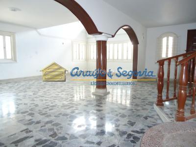 Casa en arriendo en Centro, Montería · foto 2 de 11