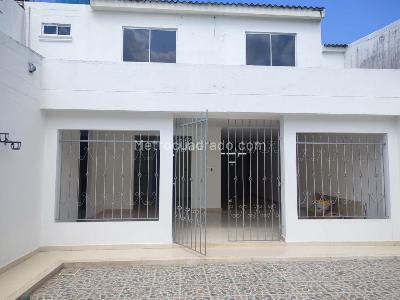Casa en venta en La Castellana, Montería · foto 2 de 16