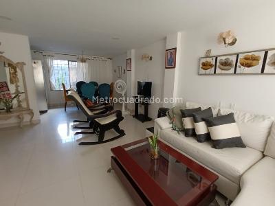 Casa en venta en Urb, Montería · foto 3 de 18