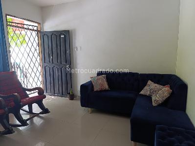 Casa en venta en Zona Industrial Y Comercial, Montería · foto 2 de 14