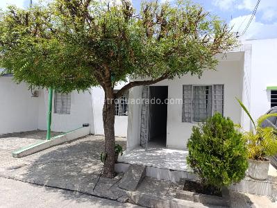 Casa en venta en Urb, Montería · foto 2 de 15
