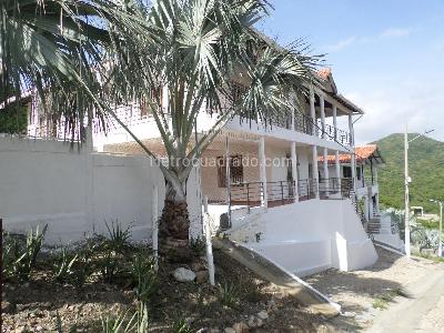 Casa en venta en Neguanje, Santa Marta · foto 2 de 20