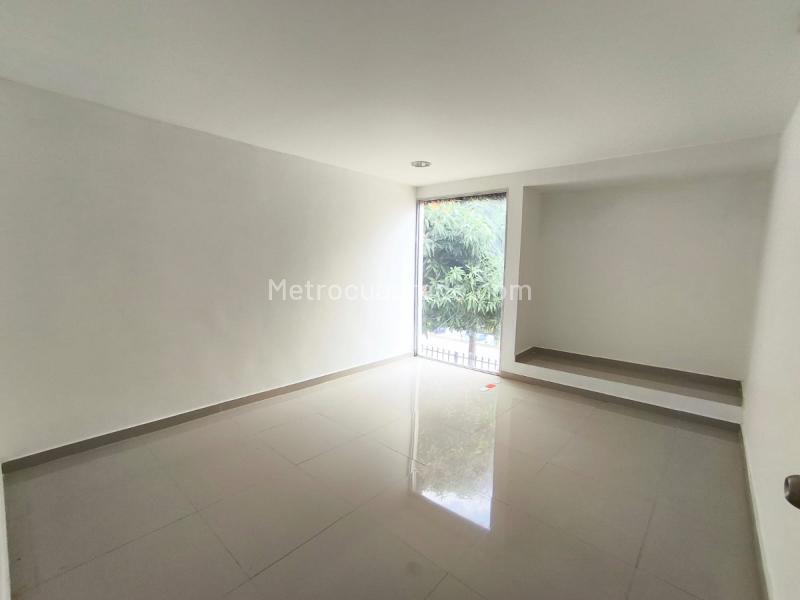 Local Comercial en Arriendo, Bavaria Reservado, Santa Marta - Más