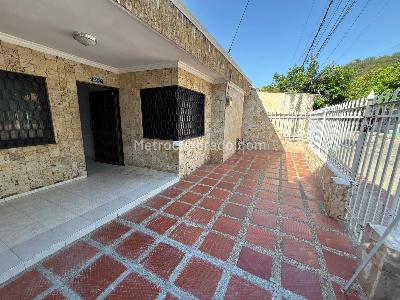 Casa de 3 alcobas en venta en Juan Xxiii, Santa Marta, 128 m² · foto 12 de 12