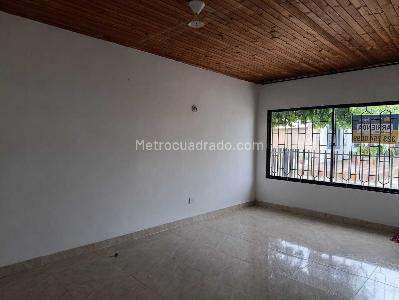 Casa en arriendo en La Ribera, Montería · foto 2 de 19