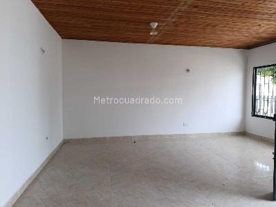 Casa en arriendo en La Ribera, Montería · foto 3 de 19