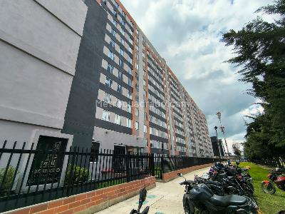 Apartamento de 1 alcoba en arriendo en Avenida El Dorado, Bogotá, 28 m² · foto 2 de 19