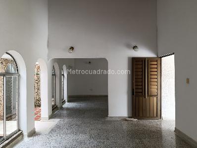 Casa de 4 alcobas en arriendo en Barrio Costa De Oro, Montería, 285 m² · foto 16 de 20