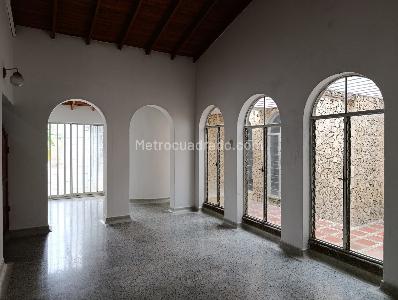 Casa de 4 alcobas en arriendo en Barrio Costa De Oro, Montería, 285 m² · foto 19 de 20
