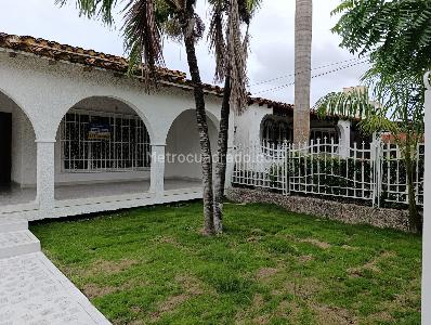 Casa de 4 alcobas en arriendo en Barrio Costa De Oro, Montería, 285 m² · foto 6 de 20