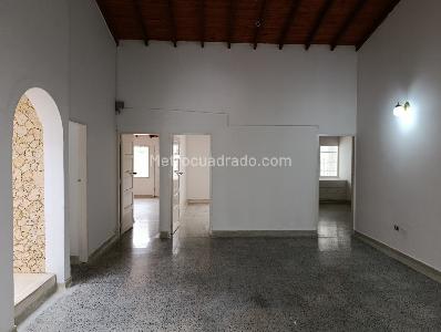 Casa de 4 alcobas en arriendo en Barrio Costa De Oro, Montería, 285 m² · foto 8 de 20