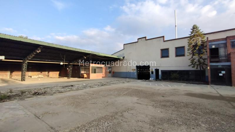 Bodega en Arriendo, Casuca, Soacha - Más