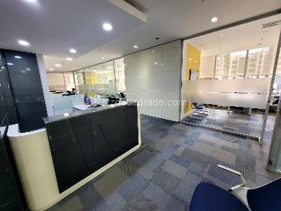 Office for rent in QUINTAS DE SANTA BARBARA, Bogotá