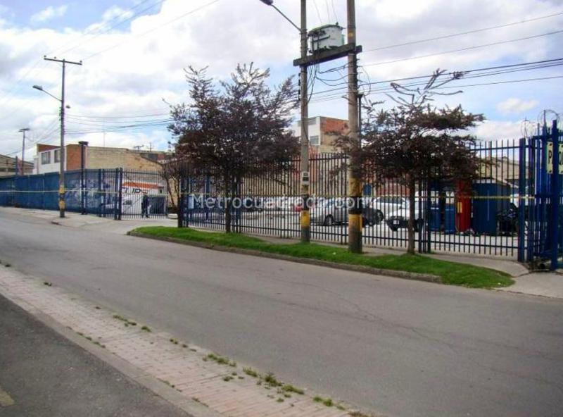 Lote en Venta, ENGATIVA, Bogotá D.C. - Más