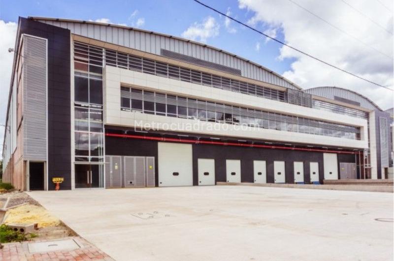 Bodega en Arriendo, FONTIBON, Bogotá D.C. - Más