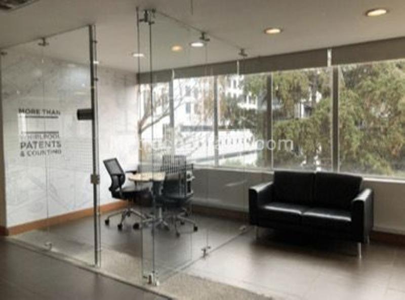 Oficina en Arriendo, CHICO, Bogotá D.C. - Más