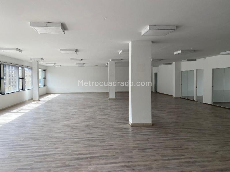 Oficina en Arriendo, LA VERACRUZ, Bogotá D.C. - Más