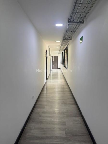 Edificio de Oficinas en Arriendo, LAS NIEVES, Bogotá D.C. - Widok 2