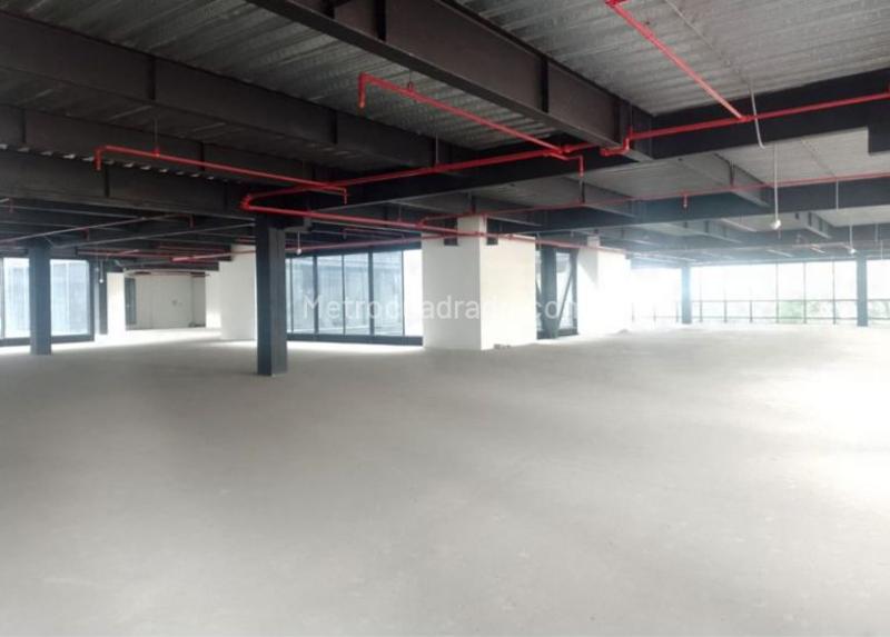Oficina en Arriendo, CHICO NORTE II, Bogotá D.C. - Más