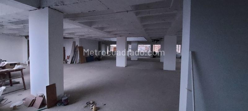 Edificio de Oficinas en Arriendo, EL VERVENAL, Bogotá D.C. - Vista 4