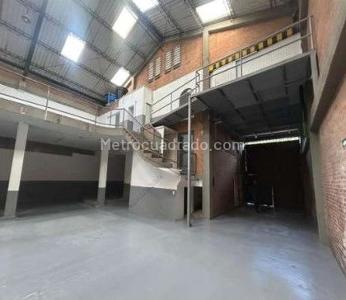 Warehouse for rent in TOBERIN, Bogotá