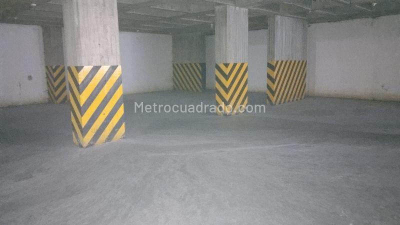 Edificio de Oficinas en Arriendo, EL VERVENAL, Bogotá D.C. - Vista 4