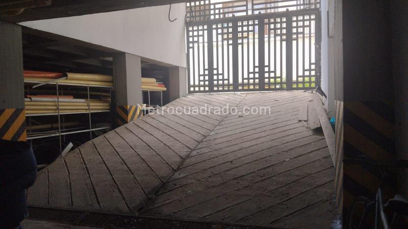 Edificio de Oficinas en Arriendo, EL VERVENAL, Bogotá D.C. - Más