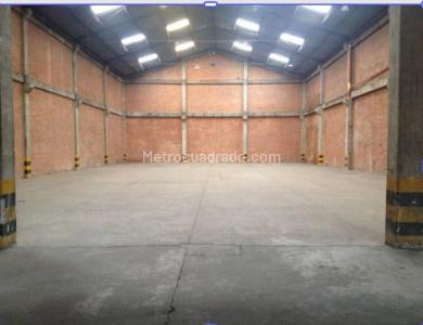Warehouse for rent in MONTEVIDEO, Bogotá