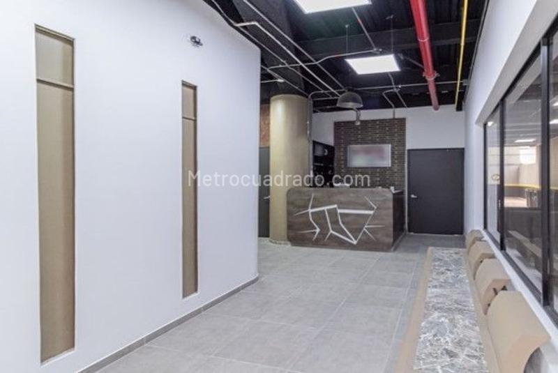Edificio de Oficinas en Arriendo, LAGO GAITAN, Bogotá D.C. - Vista 3