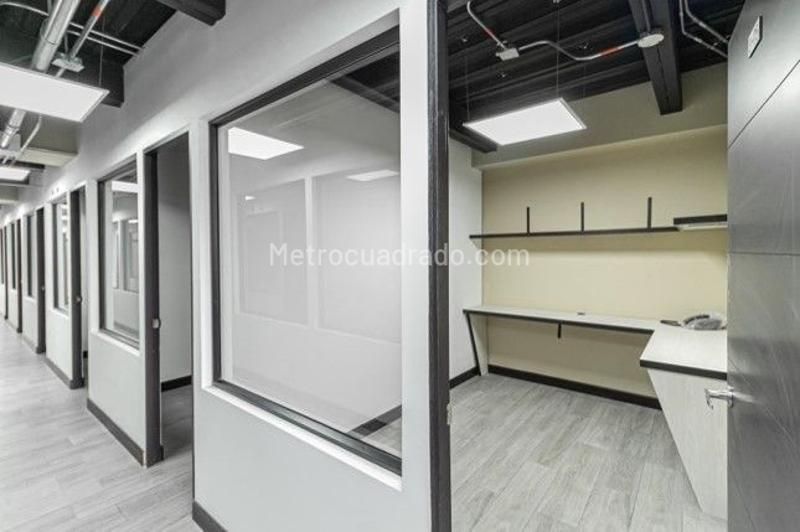Edificio de Oficinas en Arriendo, LAGO GAITAN, Bogotá D.C. - Vista 5