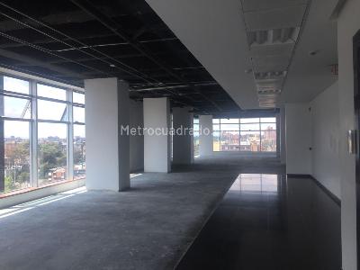 Oficina en Arriendo, SANTA BARBARA, Bogotá D.C.