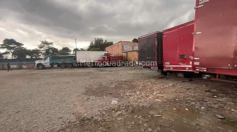 Lote en Venta, ENGATIVA VILLA GLADYS, Bogotá D.C. - Más