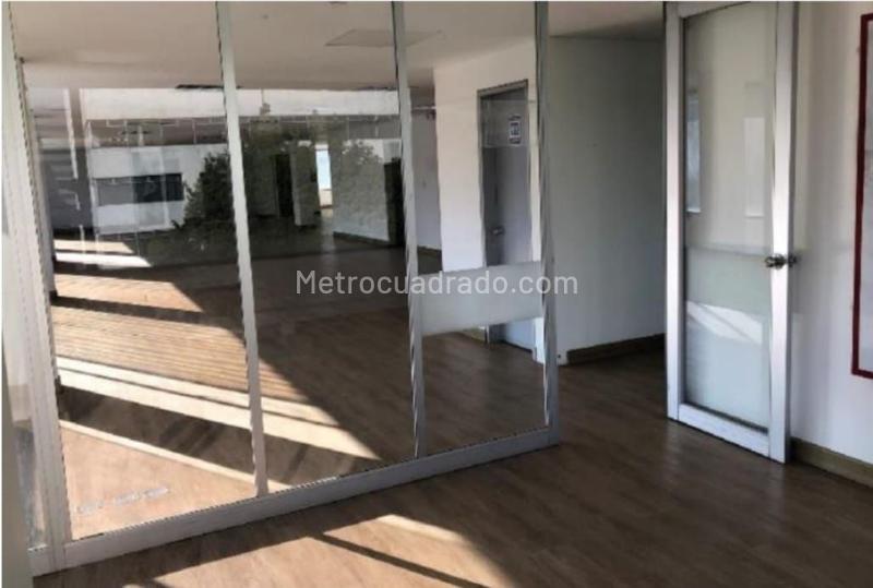Edificio de Oficinas en Arriendo, CHICO, Bogotá D.C. - Widok 4