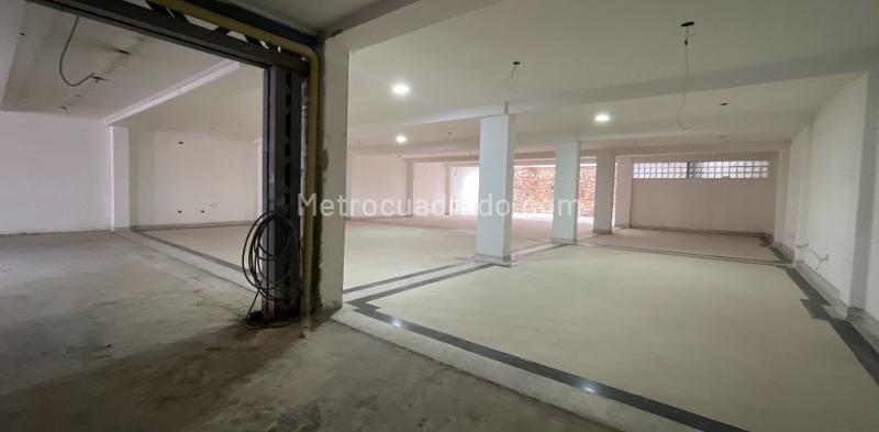 Local Comercial en Arriendo, CHICO NORTE II, Bogotá D.C. - Más