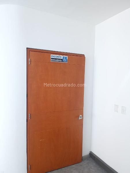 Oficina en Arriendo, CHICO NORTE II, Bogotá D.C. - Más