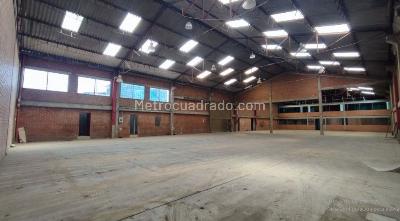Warehouse for rent in MONTEVIDEO, Bogotá
