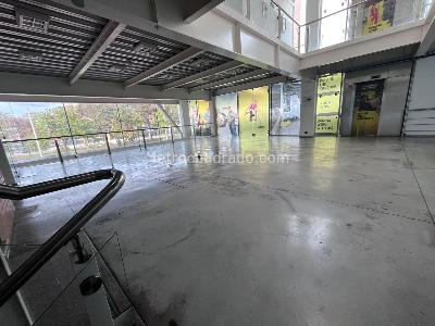 Retail space for rent in SANTA BARBARA OCCIDENTAL, Bogotá