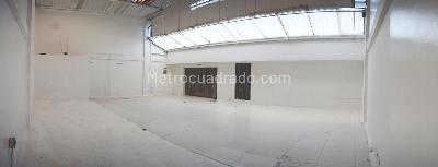 Warehouse for rent in MODELIA, Bogotá