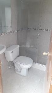 Casa de 5 alcobas en arriendo en La Castellana, Bogotá, 350 m² · foto 8 de 15
