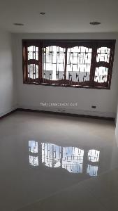 Casa de 5 alcobas en arriendo en La Castellana, Bogotá, 350 m² · foto 9 de 15