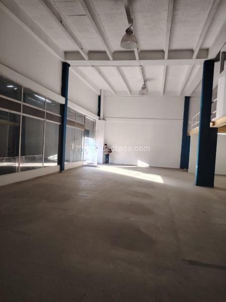 Local Comercial en Arriendo, ZONA INDUSTRIAL MONTEVIDEO, Bogotá D.C. - Más