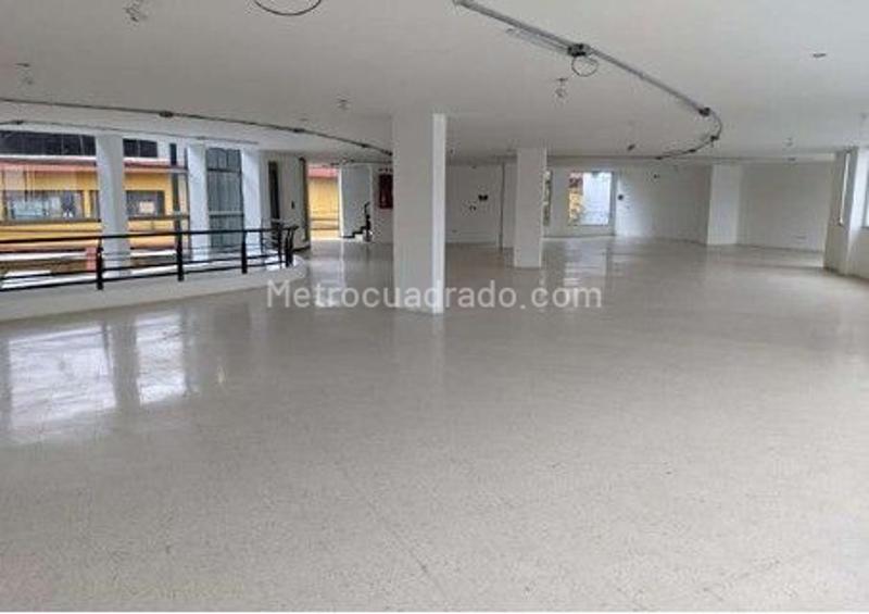 Edificio de Oficinas en Arriendo, RESTREPO ZONA COMERCIAL, Bogotá D.C. - Más