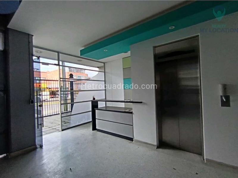 Edificio de Oficinas en Venta, TOBERIN SANTA MONICA, Bogotá D.C. - Vista 2