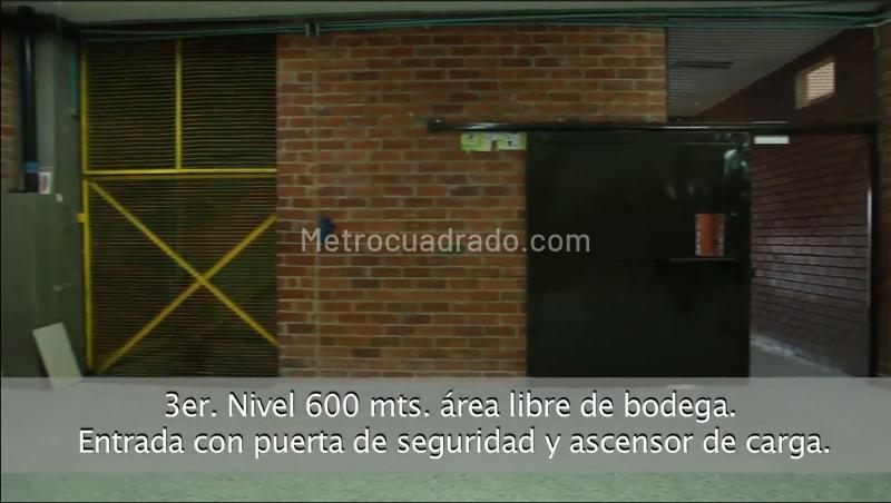 Bodega en Venta, MONTEVIDEO ZONA INDUSTRIAL, Bogotá D.C. - Más