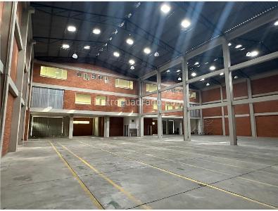 Warehouse for rent in MONTEVIDEO, Bogotá