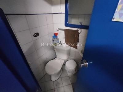Casa de 5 alcobas en arriendo en Carvajal Sur, Bogotá, 392 m² · foto 2 de 20